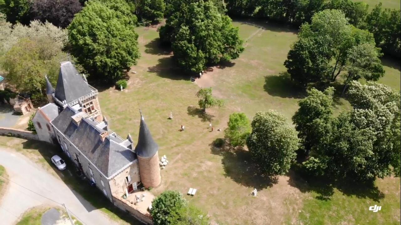 Saint-Etienne-sur-Usson Chateau De La Forie מראה חיצוני תמונה