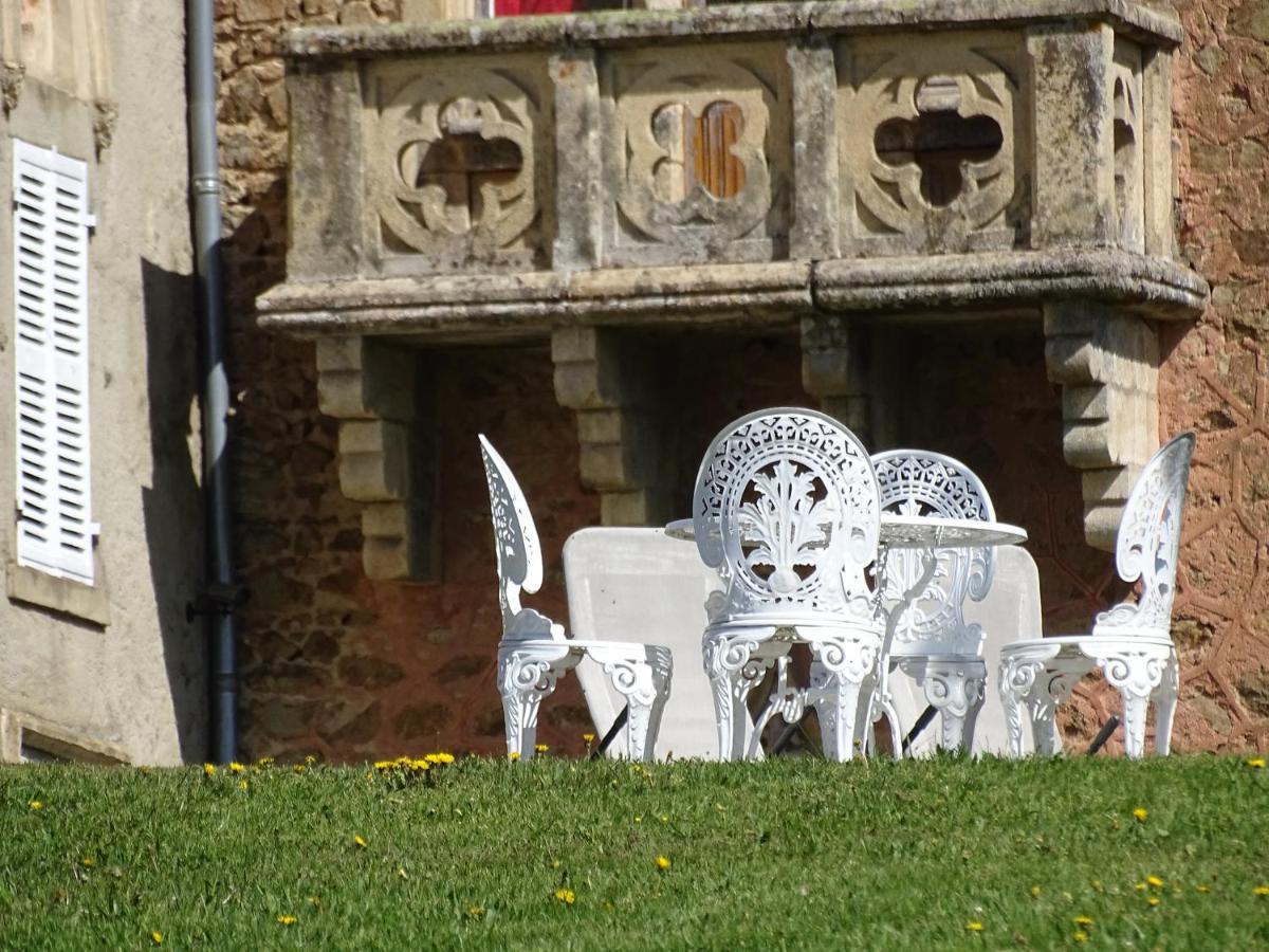 Saint-Etienne-sur-Usson Chateau De La Forie מראה חיצוני תמונה